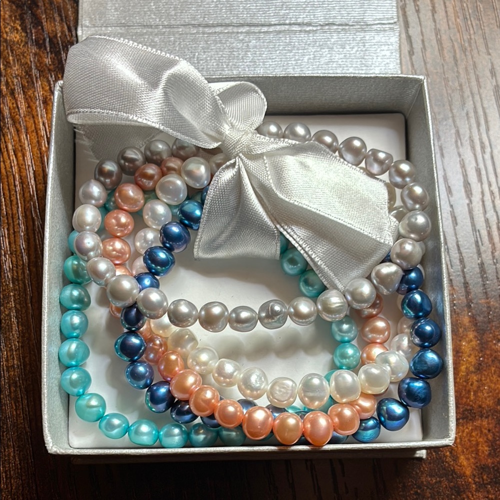 Elegant‎ Pearl Bracelet Set